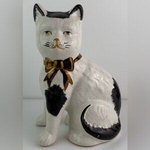 STAFFORDSHIRE Vintage Cat Figurine England 70's Ceramic Black & White w/Gold Bow